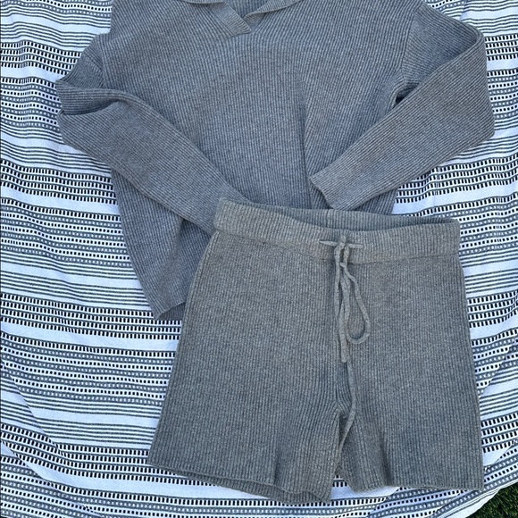 Two-Piece Set - Picture 2 of 3